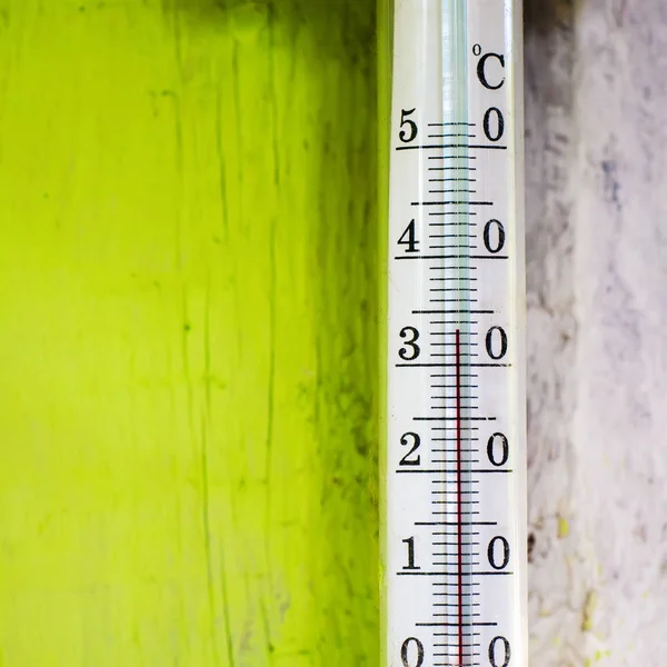 Stary termometr — Zdjęcie stockowe