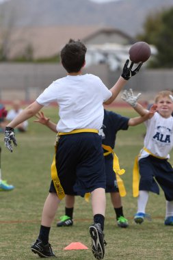 Kraliçe Arizona'da bayrak futbol oyun aksiyon oyunu ile oynadı.