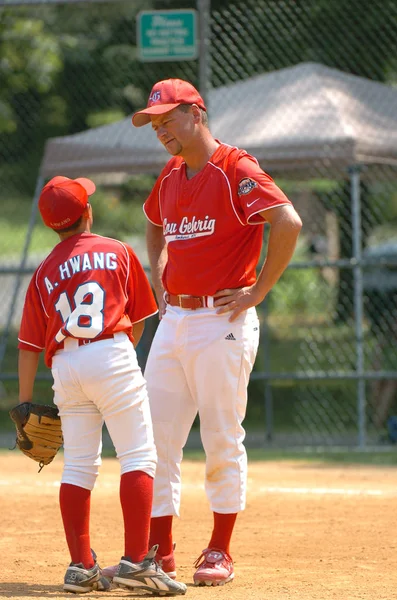 Little League Baseball Akcji — Zdjęcie stockowe