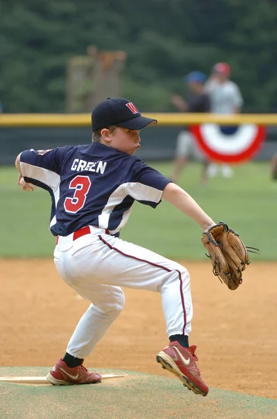 Little League Baseball Akcji — Zdjęcie stockowe