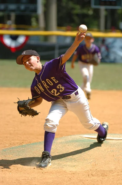 Little League Baseball Akcióban — Stock Fotó