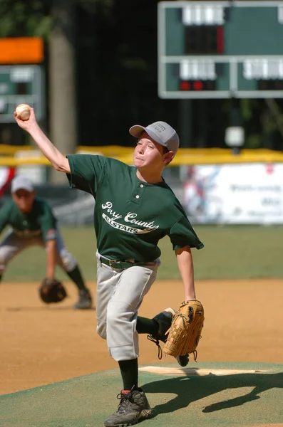 Little League Baseball Akcji — Zdjęcie stockowe