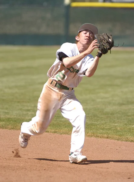 Middelbare School Baseball Spelen Actie — Stockfoto