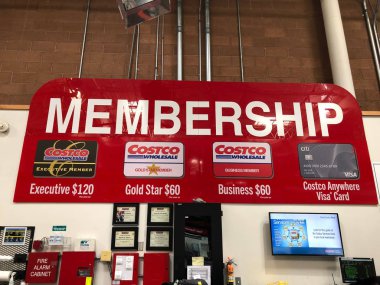 Costco Toptan multi milyar doları Global Perakendeci 50 eyaletin her yerinde konuma sahip olduğunu. Fotoğraf Gilbert Arizona çekildi.