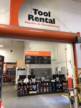 Home Depot en büyük ev geliştirme perakendeci araçları kiralamak müşteriler için bulunan mağazanın United States.The Araç Kiralama bölümünde var. Fotoğraf Gilbert Arizona çekildi