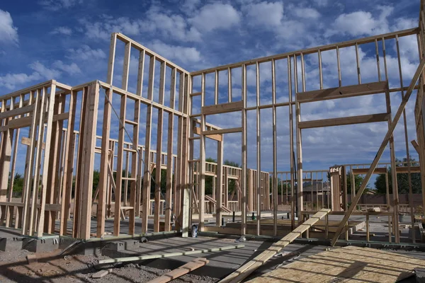 建立一个新的家园 这是建设公司的第一步建设的房子开始 这张照片是在美国西南部的吉尔伯特亚利桑那拍摄的 — 图库照片