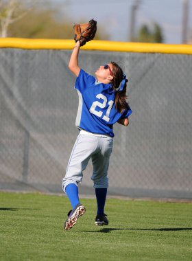 Kızlar Lise beysbol oyun aksiyon Arizona'da bir lise düzeyde oynanan. Gilbert Arizona Amerika Birleşik Devletleri güneybatı bölümünde bulunan yerel bir okulda oyun oynandı.