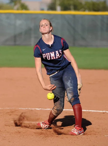 Lányok High School Softball Játék Akció Arizona Középiskolai Szinten Játszik — Stock Fotó