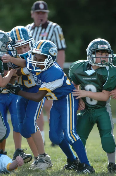 Pop Warner Νεολαίας Ποδοσφαιρική Δράση Pop Warner Είναι Μεγαλύτερο Και — Φωτογραφία Αρχείου