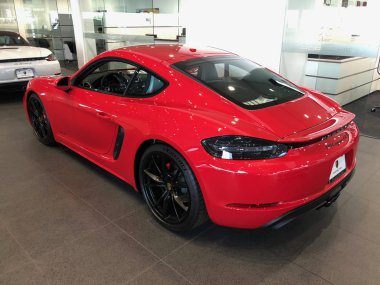 Yeni Porsche araba bayilik Amerika Birleşik Devletleri'nin güneybatı kesiminde bir Gilbert Arizona konumda araba satıyorsun. Yüksek performanslı spor otomobil ve SUV'lar konusunda uzmanlaşmış bir Alman otomobil üreticisi Porsche Ag olduğunu.