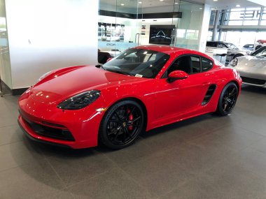 Yeni Porsche araba bayilik Amerika Birleşik Devletleri'nin güneybatı kesiminde bir Gilbert Arizona konumda araba satıyorsun. Yüksek performanslı spor otomobil ve SUV'lar konusunda uzmanlaşmış bir Alman otomobil üreticisi Porsche Ag olduğunu.