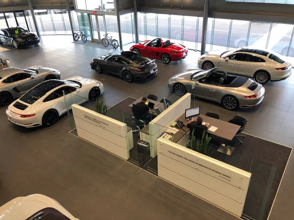 Нові Porsche Автосалону Продаж Автомобілів Арізоні Гілберт Місці Південно Західній — стокове фото