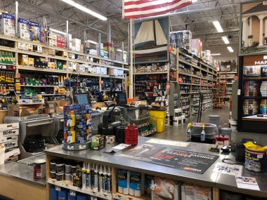 Home Depot en büyük ev geliştirme perakendeci Amerika Birleşik Devletleri olduğunu. Boya ve malzemeleri satın almak müşteriler için satılan çeşitli resim bölümü. Gilbert Arizona ABD Güney Batı bölümünde yer alan fotoğraf çekildi