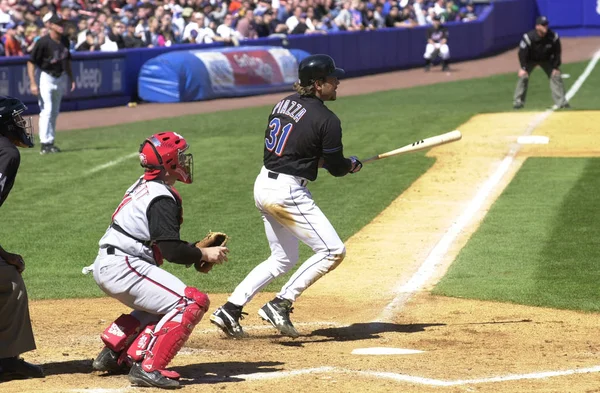 Mike Piazza Catcher Hall Fame Dla New York Mets Działaniu — Zdjęcie stockowe