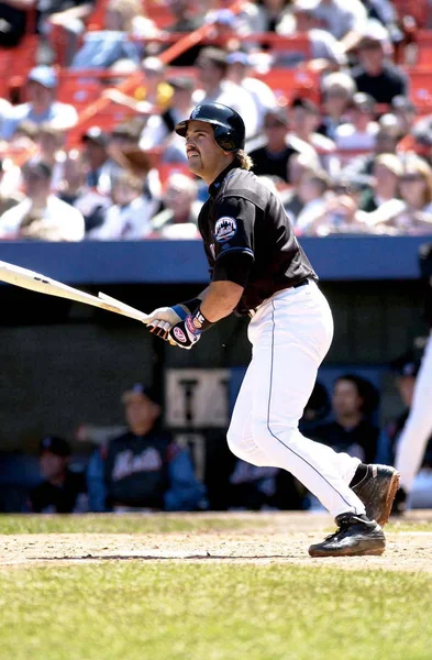 Mike Piazza Hall Fame Avcısı Oyunları Sırasında Oyun Eylem Onun — Stok fotoğraf