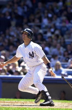 New York Yankees normal sezon oyun sırasında oyun eylem için Jorge Posada avcısı. Jorge Posada için New York Yankees Major League Baseball 17 sezon oynayan bir Porto Rikolu eski profesyonel beyzbol alıcı olduğunu.