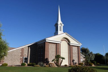 Gilbert, Arizona kasabasında Mormon Kilisesi. Kilisesi İsa Mormonlar of olduğunu Arius'un, üyeleri tarafından isa tarafından kurulan kilisenin restorasyon olarak kabul edilir Hıristiyan restorationist Kilisesi