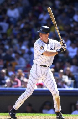 Paul O'Neill için normal sezon oyun sırasında oyun eylem New York Yankees dış saha oyuncusu. Bir emekli sağ meydancı ve Cincinnati Reds ve New York için oynarken beş Dünya serisi kazandı Major League Baseball oyuncu Paul O'Neill olduğunu.