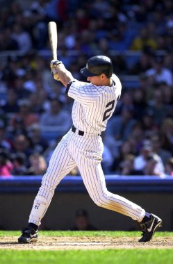 Paul O'Neill için normal sezon oyun sırasında oyun eylem New York Yankees dış saha oyuncusu. Bir emekli sağ meydancı ve Cincinnati Reds ve New York için oynarken beş Dünya serisi kazandı Major League Baseball oyuncu Paul O'Neill olduğunu.