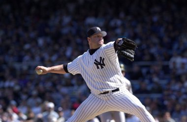 Roger Clemens sürahi için New York Yankees normal sezon oyun sırasında oyun eylem. Roger Clemens, 