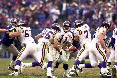 Daunte Culpepper oyun kurucu için Minnesota Vikings oyun eylem normal sezon Nfl oyun sırasında. Daunte Culpepper öncelikle Minnesota Vikings ile 11 sezon için ulusal futbol liginde oynayan eski bir Nfl quarterback olduğunu.