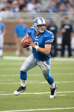 Matthew Stafford oyun kurucu Detroit Lions normal sezon Nfl oyun sırasında oyun eylem için. Oyun kurucu Matthew Detroit Lions için taslak ilk turda ne zaman askere alınmasından 2009 yılından bu yana oynadı.