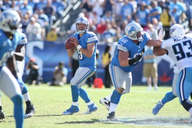 Matthew Stafford oyun kurucu Detroit Lions normal sezon Nfl oyun sırasında oyun eylem için. Oyun kurucu Matthew Detroit Lions için taslak ilk turda ne zaman askere alınmasından 2009 yılından bu yana oynadı.