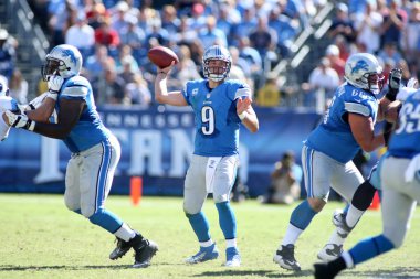 Matthew Stafford oyun kurucu Detroit Lions normal sezon Nfl oyun sırasında oyun eylem için. Oyun kurucu Matthew Detroit Lions için taslak ilk turda ne zaman askere alınmasından 2009 yılından bu yana oynadı.