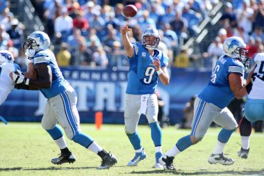 Matthew Stafford oyun kurucu Detroit Lions normal sezon Nfl oyun sırasında oyun eylem için. Oyun kurucu Matthew Detroit Lions için taslak ilk turda ne zaman askere alınmasından 2009 yılından bu yana oynadı.