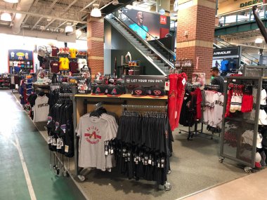 Dicks Sporting Goods Sporting  is a sporting goods chain with equipment, apparel & footwear for athletics, outdoor recreation & fitness through out the United States