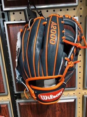 Dicks Sporting Goods Sporting  is a sporting goods chain with equipment, apparel & footwear for athletics, outdoor recreation & fitness through out the United States