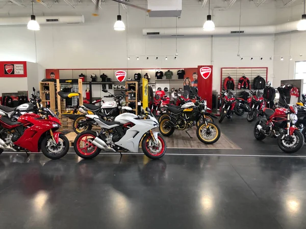 Motorcycles Display Local Dealership Chandler Arizona All Can Motorcycle Companies — Stock Photo, Image