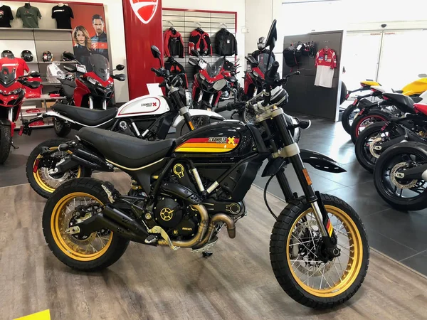 Motorcycles Display Local Dealership Chandler Arizona All Can Motorcycle Companies — Stock Photo, Image