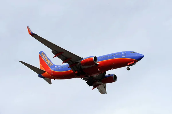 Aviões Southwest Airlines Aterrissando Aeroporto Sky Harbor Phoenix Arizona Southwest — Fotografia de Stock