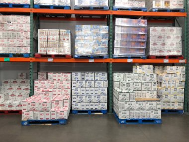 Costco Toptan Costco ticaret, sadece üyelik ambar kulüpleri zincirinin çalışır bir Amerikan çok uluslu şirket kuruluştur.