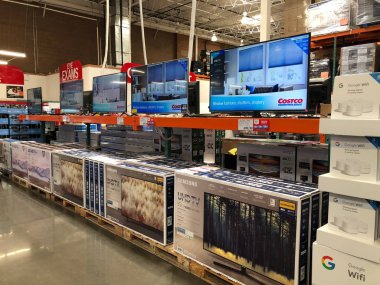 Costco Toptan Costco ticaret, sadece üyelik ambar kulüpleri zincirinin çalışır bir Amerikan çok uluslu şirket kuruluştur. Gilbert Arizona güneybatıda bulunan bu Costco deposu bulunur.