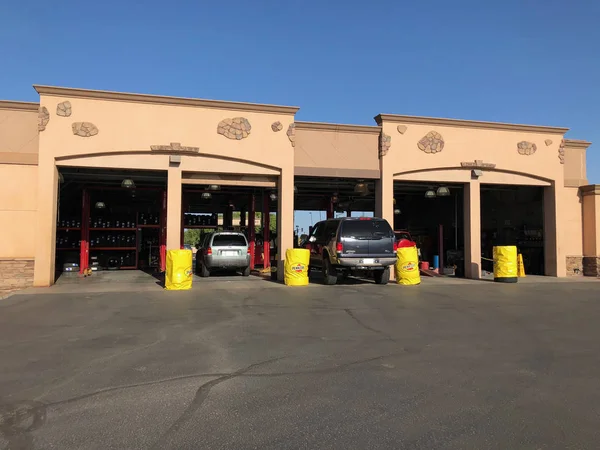 Vehículos Taller Reparación Automóviles Plataforma Elevación Para Reparación Coches Garaje — Foto de Stock