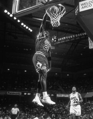 Düzenli bir Nba oyununda oyun eylem Chicago Bulls Michael Jordan Hall Of Fame oyuncu. Michael Jordan eski profesyonel basketbol oyuncusudur. O 15 sezon çekilmeden önce ulusal basketbol liginde oynadı.