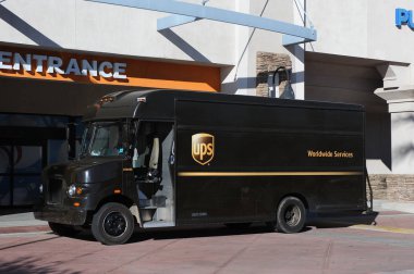 Kamyon Park ups teslim teslimat bir alışveriş merkezinde Park. Birleşik parsel hizmet bir Amerikan çokuluslu paket teslim ve tedarik zinciri yönetim şirketidir.