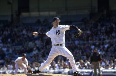 Mike Mussina oyun eylem Bronx Yankee stadyumunda yunuslama New York Yankees için yunuslama.