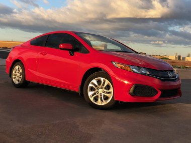 Honda Motor Company, Ltd öncelikle otomobil, uçak, motosiklet ve güç ekipmanları üreticisi olarak bilinen bir Japon genel çokuluslu konglomera kuruluştur