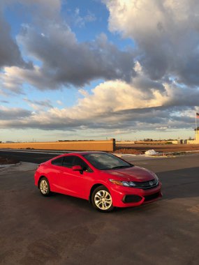 Honda Motor Company, Ltd öncelikle otomobil, uçak, motosiklet ve güç ekipmanları üreticisi olarak bilinen bir Japon genel çokuluslu konglomera kuruluştur
