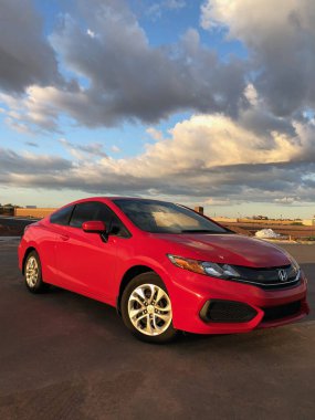 Honda Motor Company, Ltd öncelikle otomobil, uçak, motosiklet ve güç ekipmanları üreticisi olarak bilinen bir Japon genel çokuluslu konglomera kuruluştur
