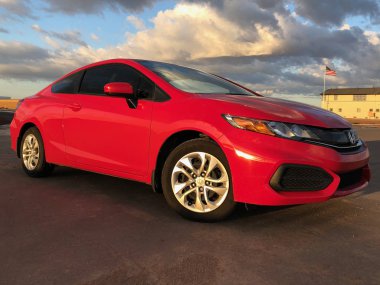 Honda Motor Company, Ltd öncelikle otomobil, uçak, motosiklet ve güç ekipmanları üreticisi olarak bilinen bir Japon genel çokuluslu konglomera kuruluştur