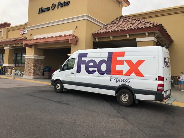 Fedex Szállítási Teherautó Fedex Corporation Egy Amerikai Multinacionális Futár Szállítási — Stock Fotó