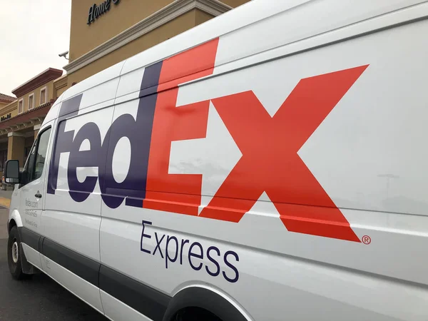 Fedex Delivery Truck Fedex Corporation Una Multinazionale Americana Servizi Corriere — Foto Stock