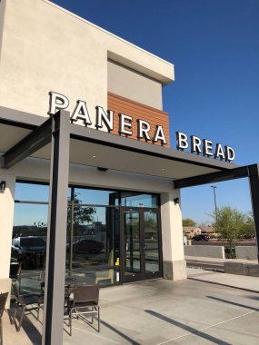Panera ekmek perakende yeri. Panera hızlı Casual Restoran ücretsiz WiFi III sunan bir zincir olduğunu.