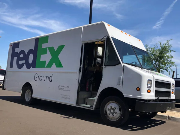 Fedex Föld Szállítás Truck Making Szállítások Szabadban Bevásárlóközpont Arizona Fedex — Stock Fotó