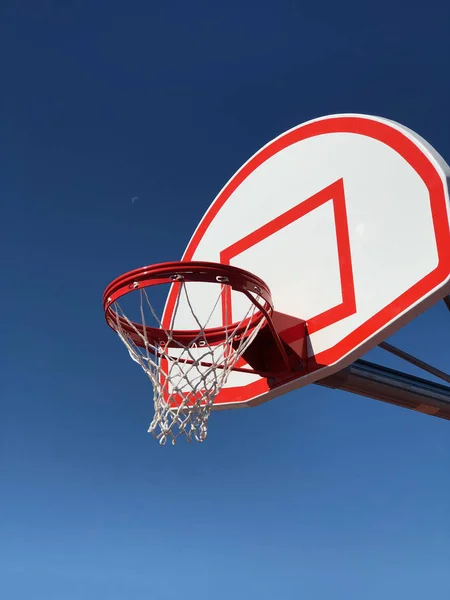 Basketball Outdoors Hoop Net Local School Arizona Nice Sunny Day — Stock Photo, Image