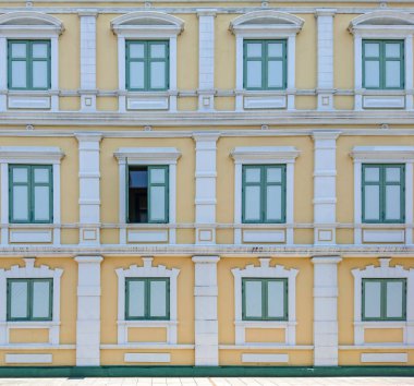 Eski stil bina duvar ve windows